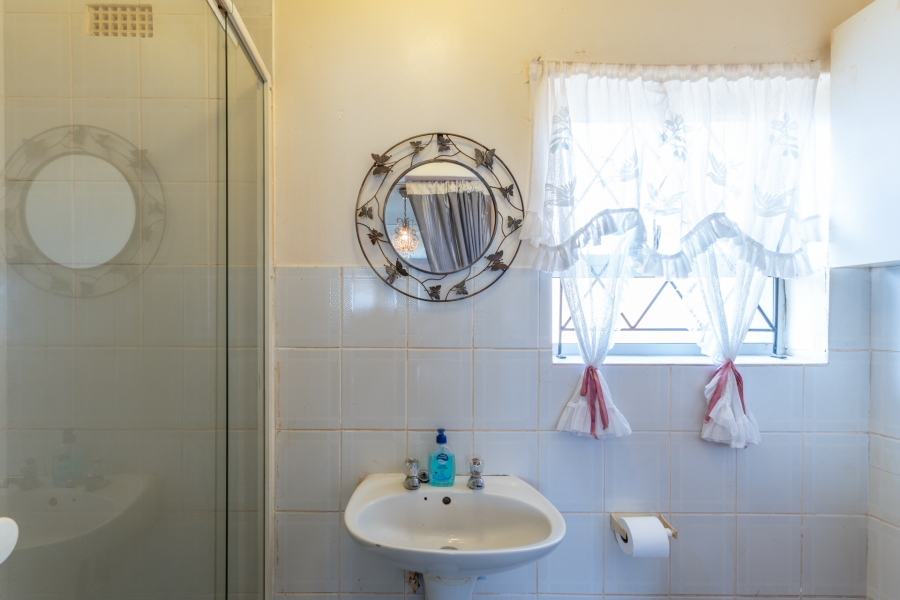 3 Bedroom Property for Sale in Bettys Bay Western Cape
